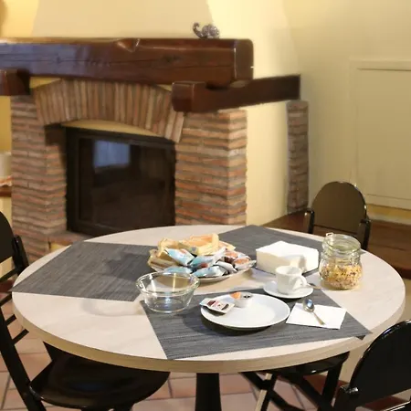 Le Noci Di Feo 住宿加早餐酒店