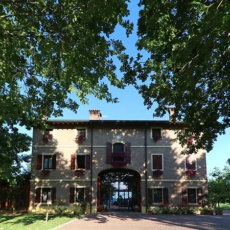 Le Noci Di Feo 住宿加早餐酒店