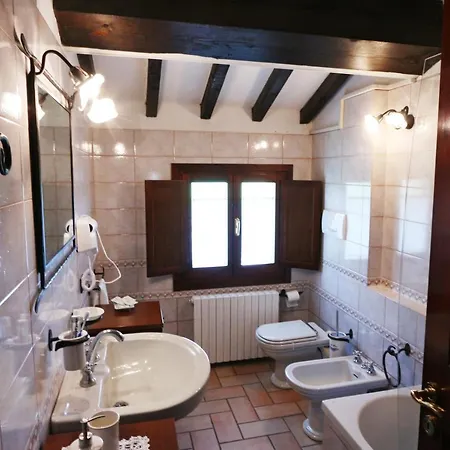 Le Noci Di Feo 4* 摩德纳