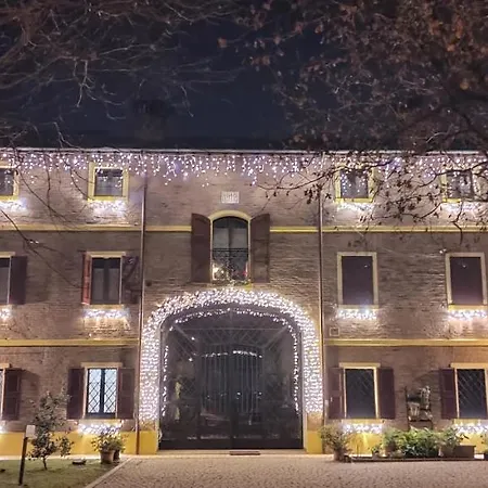 Le Noci Di Feo Couette-café 4*